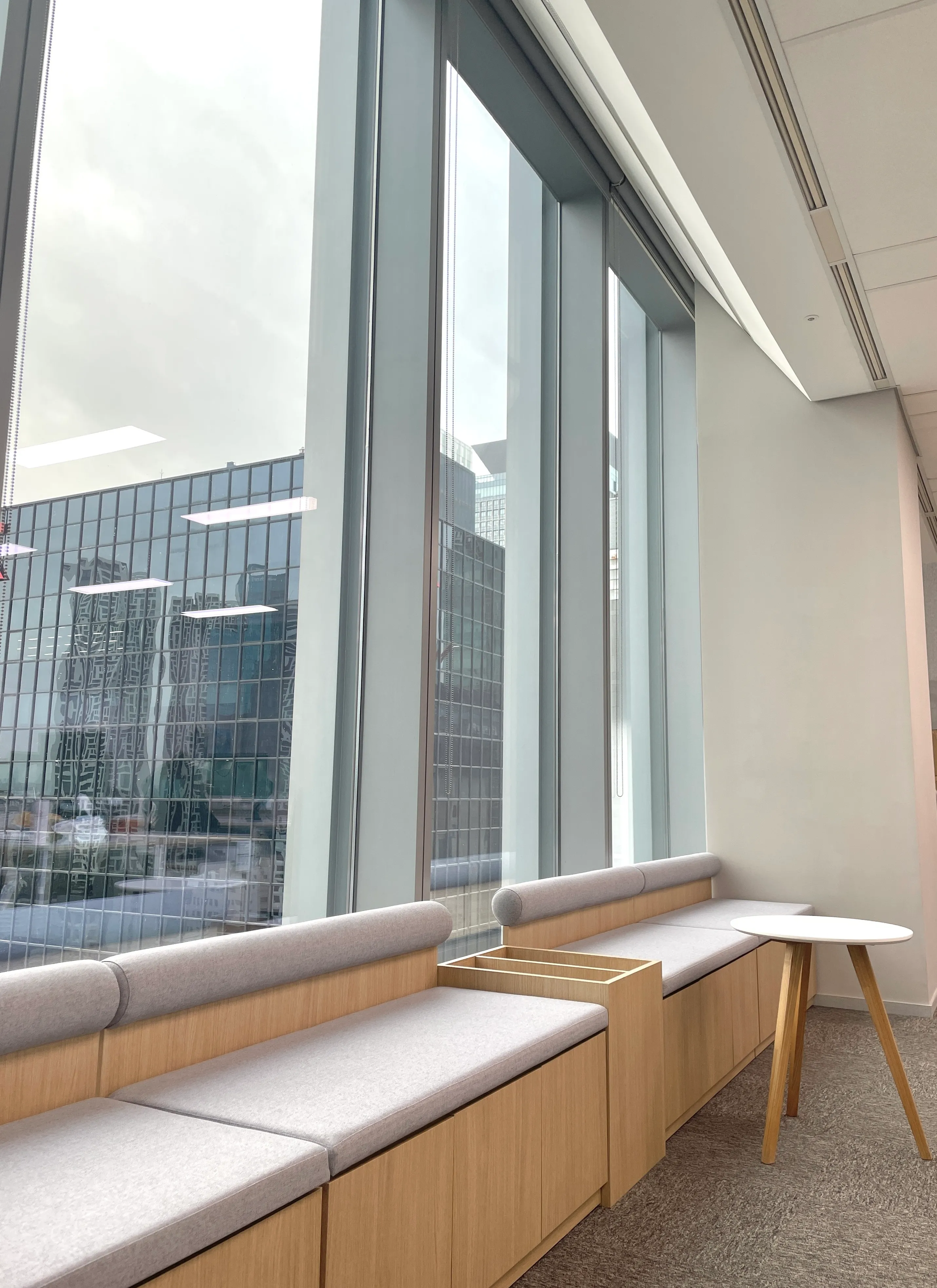 스몰 토크 공간